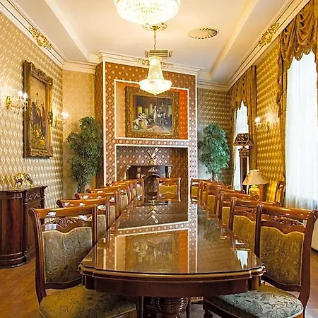 מלון Palace Polom ז'ילינה
