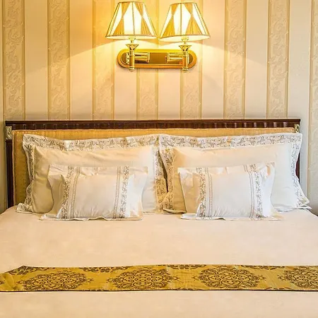 Palace Polom Hotel