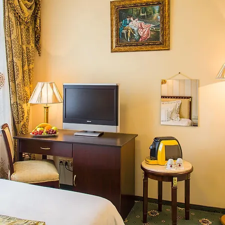 Palace Polom Hotel