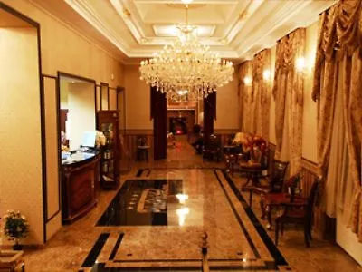 Palace Polom Hotel